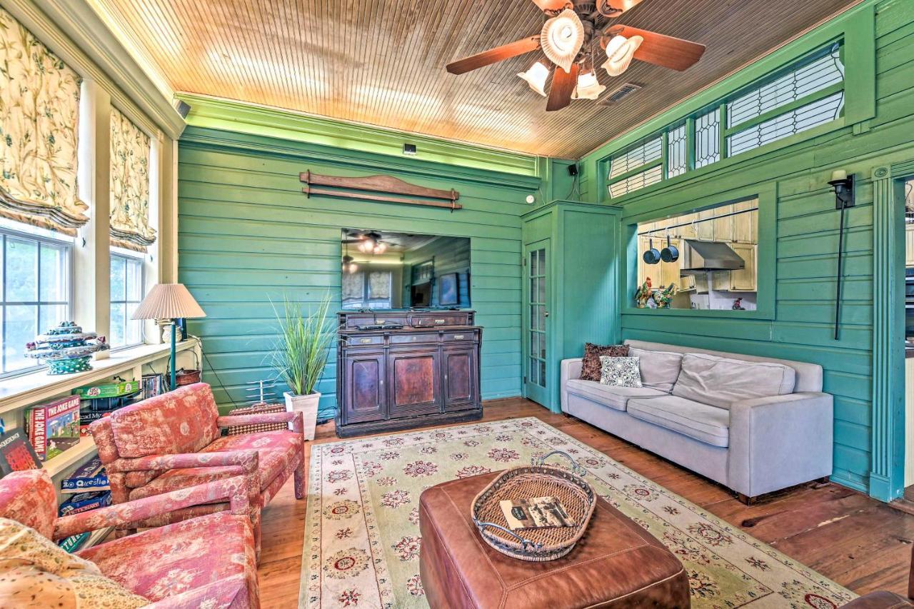 The Lilly House Historic Glen Rose Home With Porch! Exterior photo