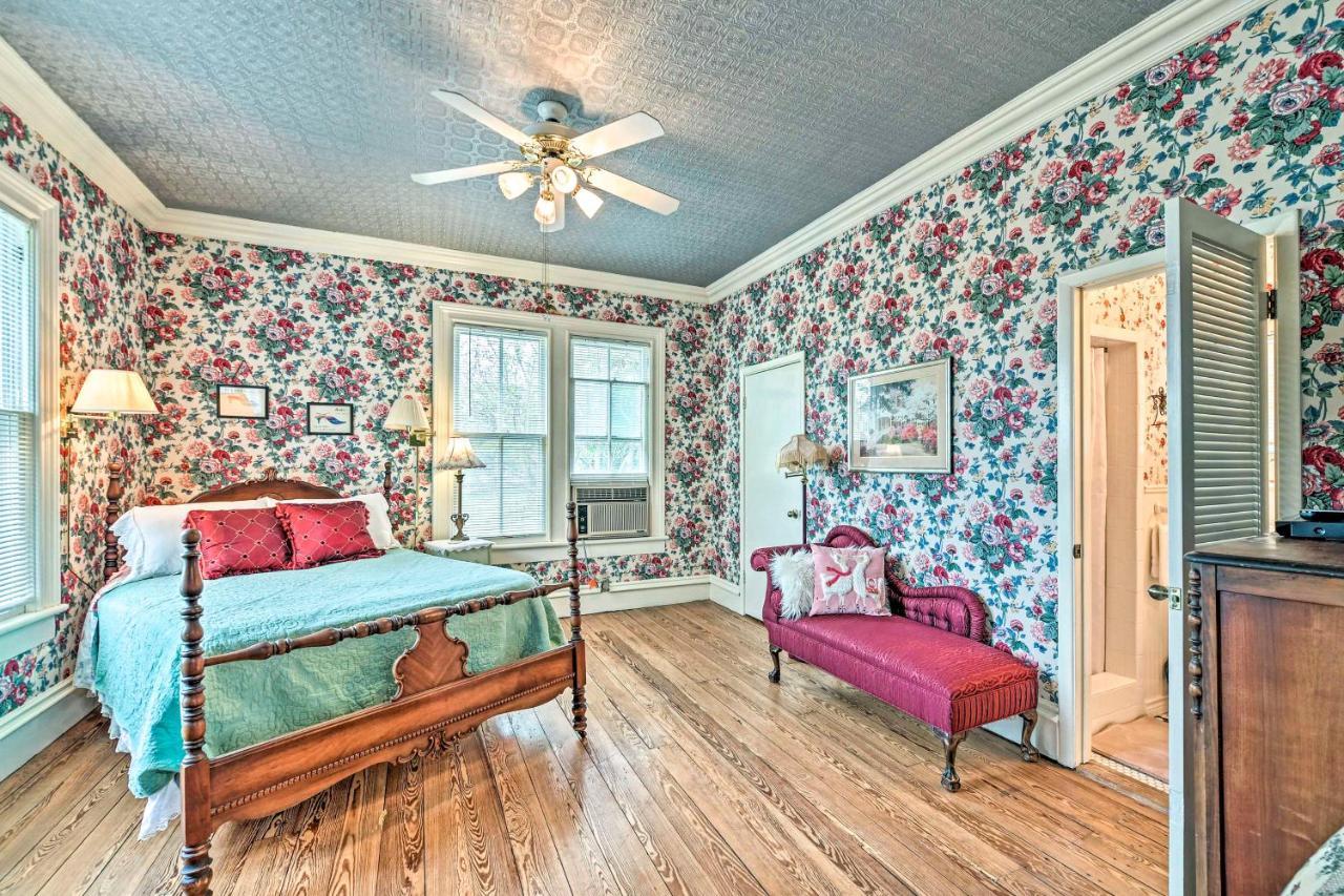 The Lilly House Historic Glen Rose Home With Porch! Exterior photo